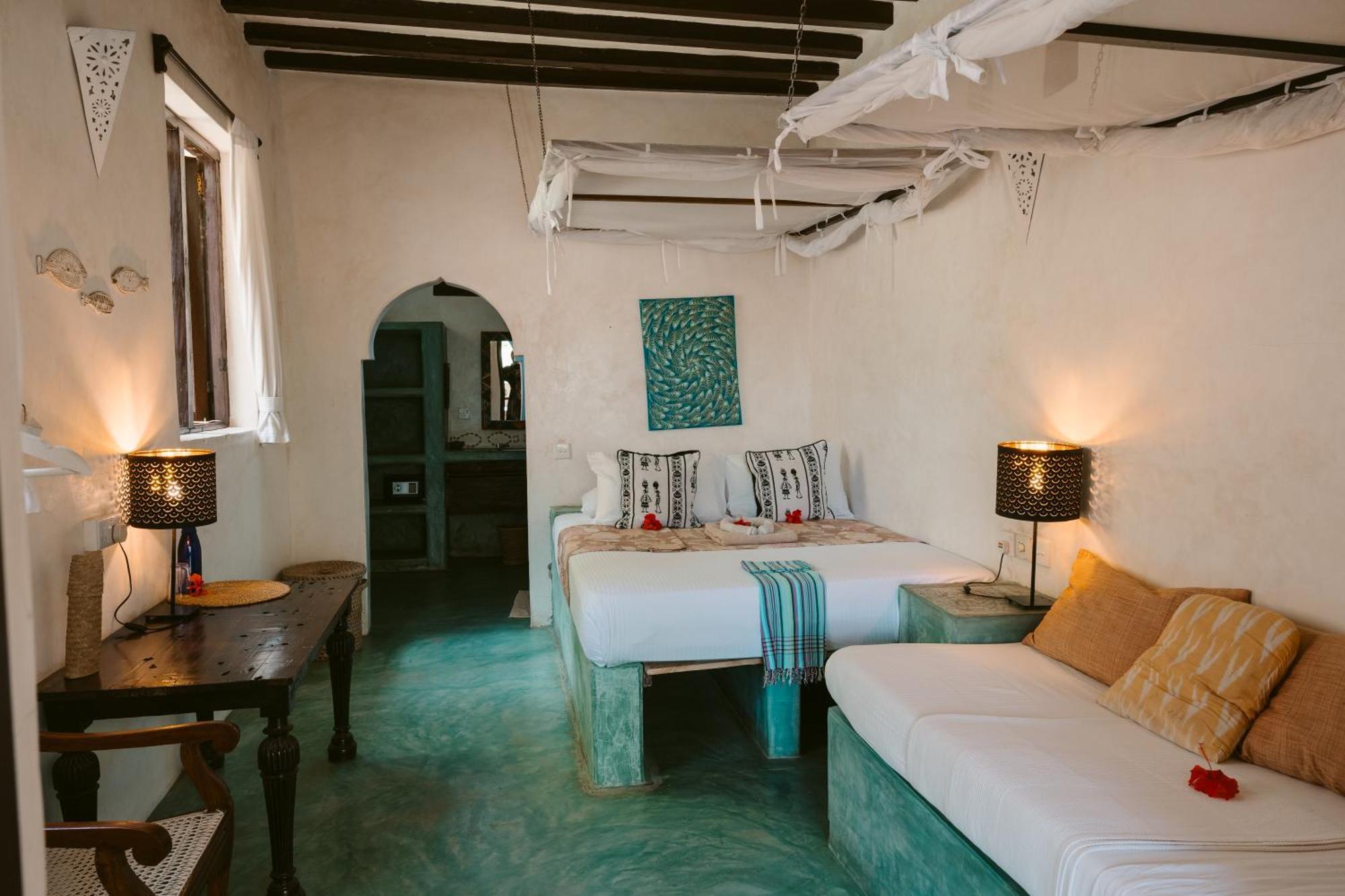 Banana House And Wellness Centre Hotel Lamu Exterior photo
